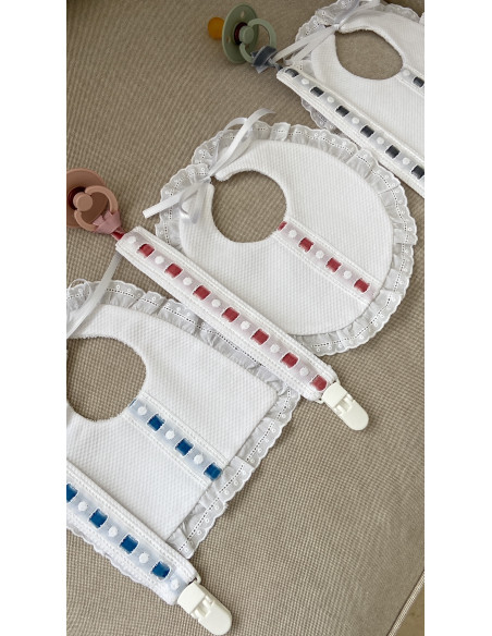 Babero con terciopelo