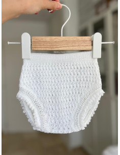 Cubrepañal perlé calados