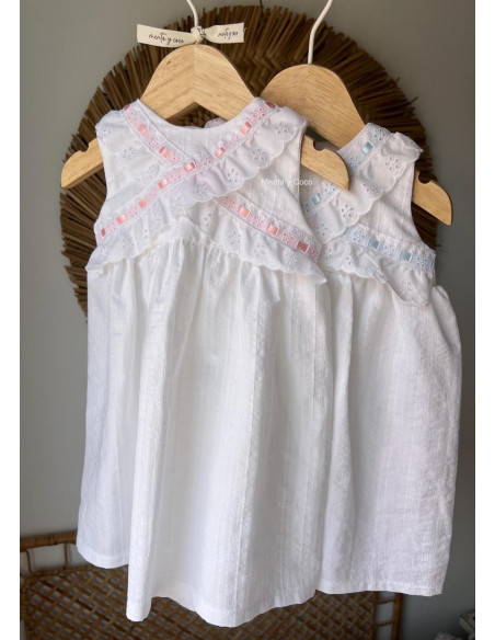 Faldón pasacintas cruzado