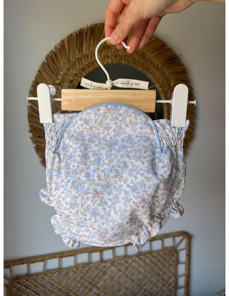 Cubrepañal jazmín celeste