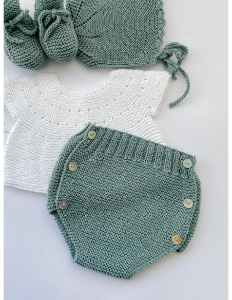 Cubrepañal con botones