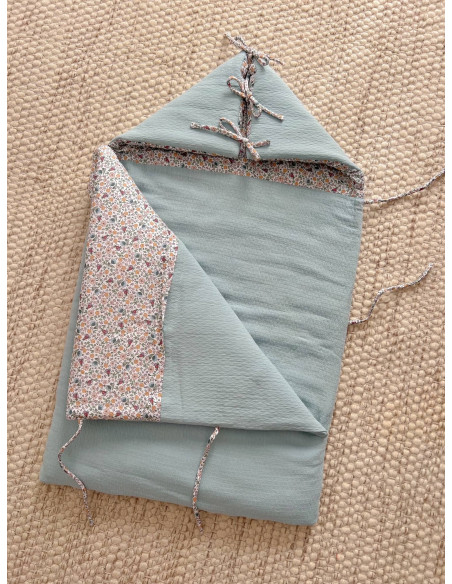 Saco Greta azul verdoso con relleno extraíble