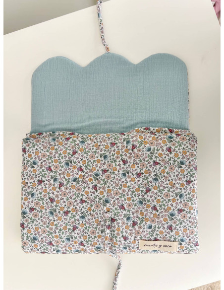 Cambiador Greta interior azul verdoso