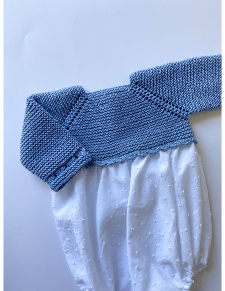 Pelele combinado agujeritos