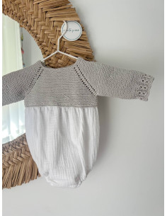 Pelele combinado con ochos en la manga 2