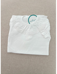 Body tira bordada manga corta