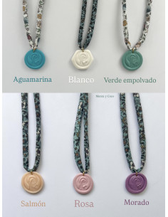 Colgante con medallita Greta 2