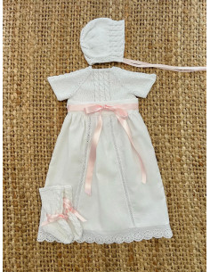 Faldón lazo con entredós y tira bordada 2