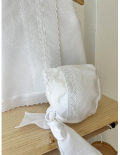 Capota entredós y tira bordada 2