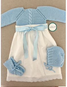 Faldón lazo con entredós y tira bordada