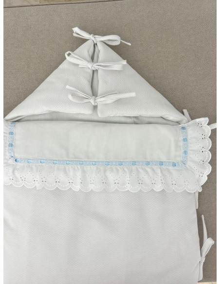 Saco piqué con relleno extraíble tira bordada ondas