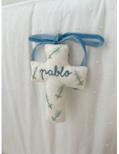 Cruz bordada azulón