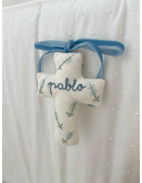 Cruz bordada azulón