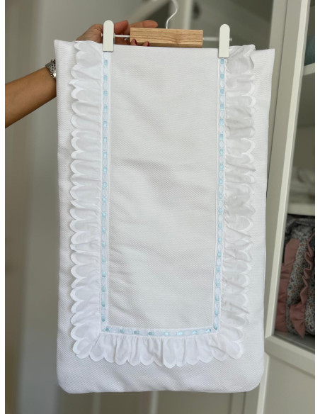 Colcha piqué tira bordada hoja relleno extraíble