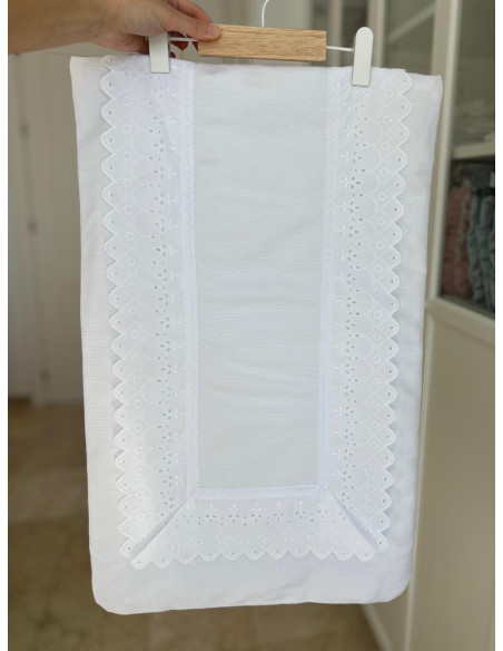 Colcha piqué tira bordada picos relleno extraíble